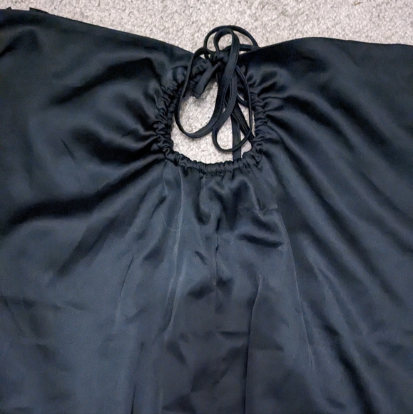 Side tie satin skirt - Picture 5 of 6